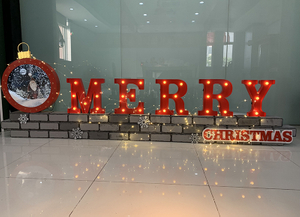 (MRQ050ST4-RGrH) Family Christmas Presents Xmas Ornaments Big Ball and Led String Lights and Bricks